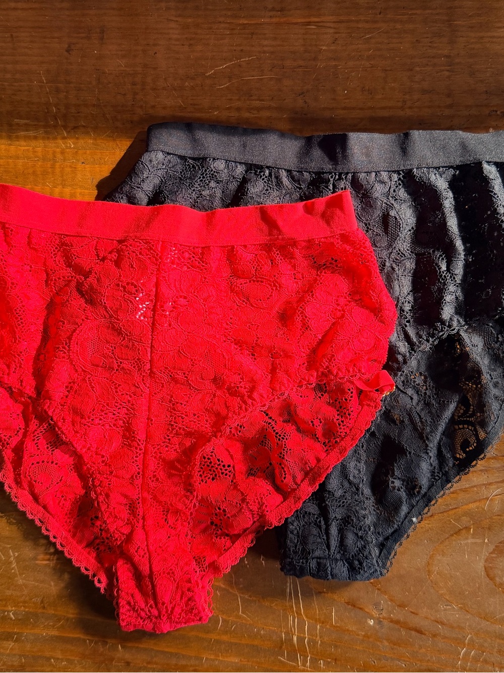 We are HAH high waisted lace panty set black and red XS
